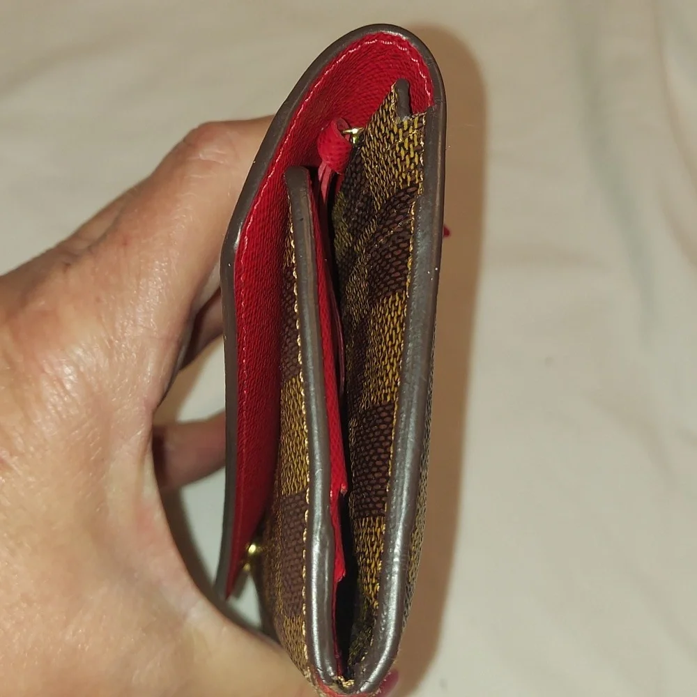 ❤️LOUIS VUITTON Damier Ebene Josephine Wallet with Red Leather Trim
